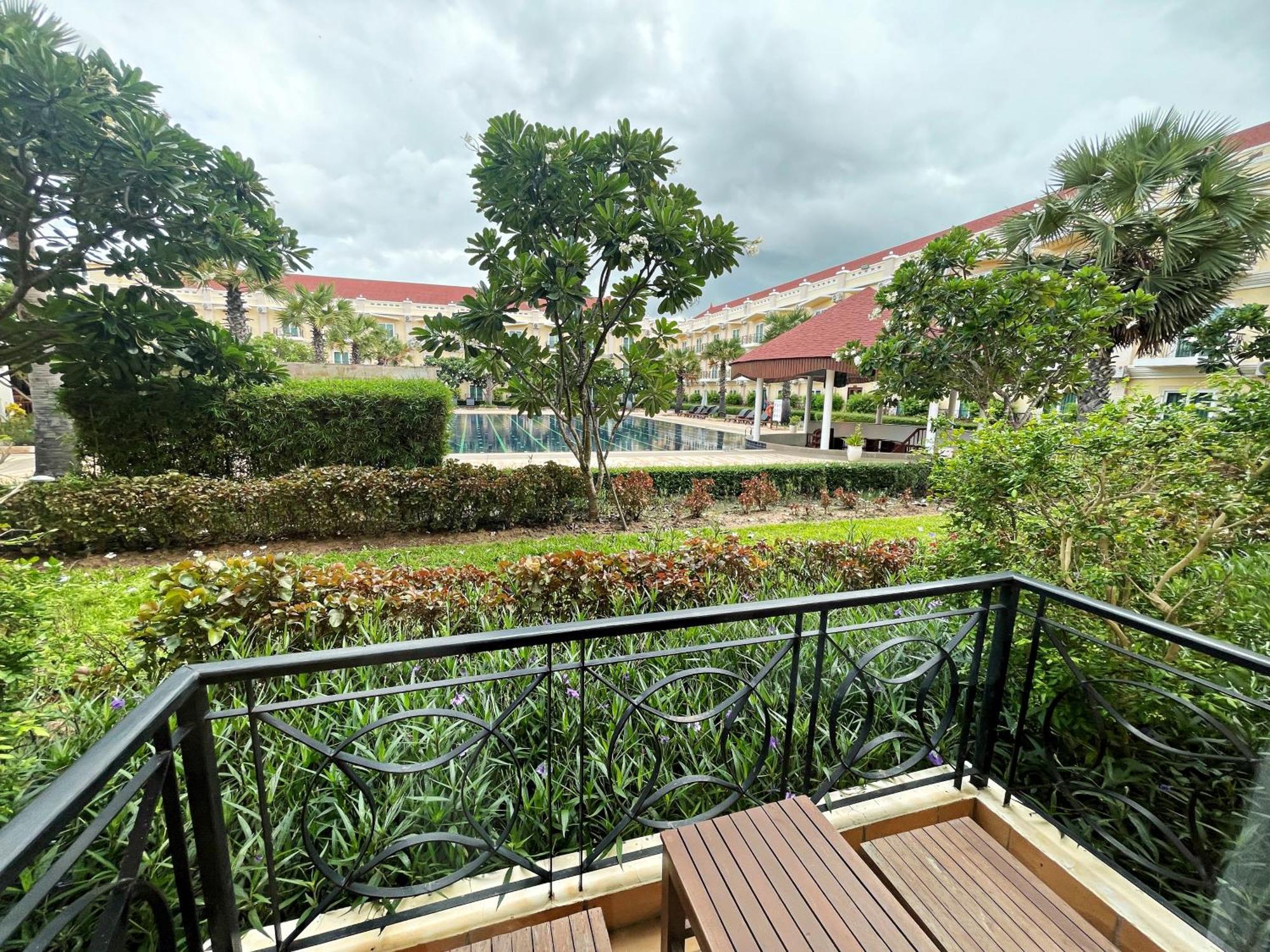 Sokha Palace Siem Reap Hotel Kültér fotó